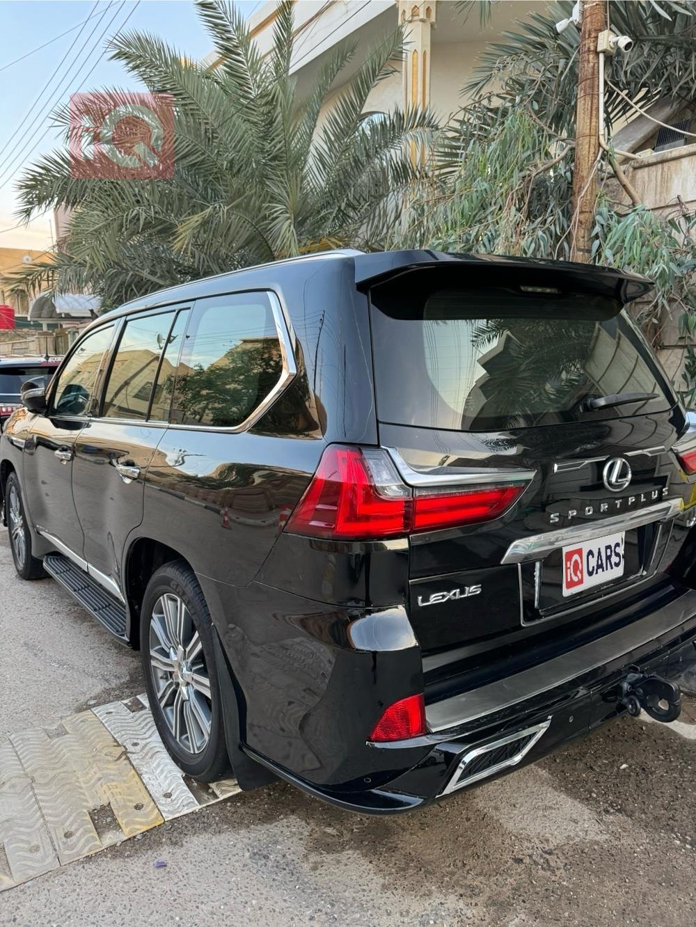 Lexus LX